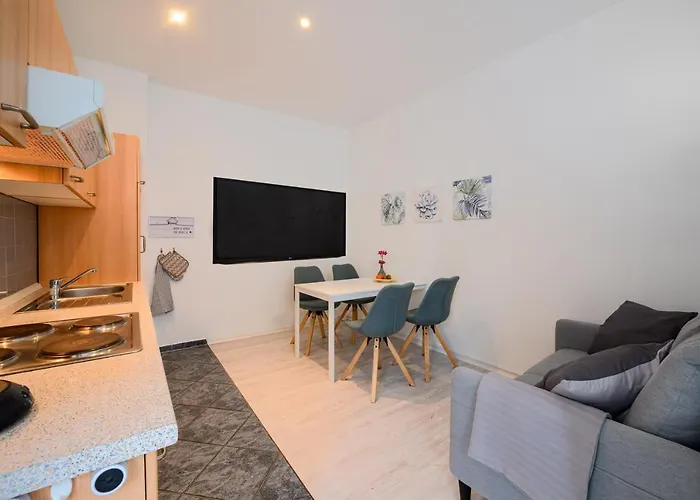 Großzügige Wohnung, TOP-Lage auf dem Werder, max 4 Personen