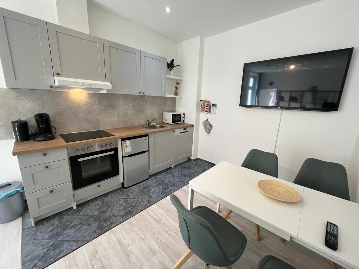 Großzügige Wohnung, Top-lage Auf Dem Werder, Max 4 Personen Apartment *